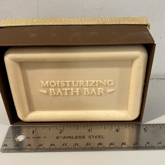 Almond Moisturizing Bath Bar - Picture 6 of 7